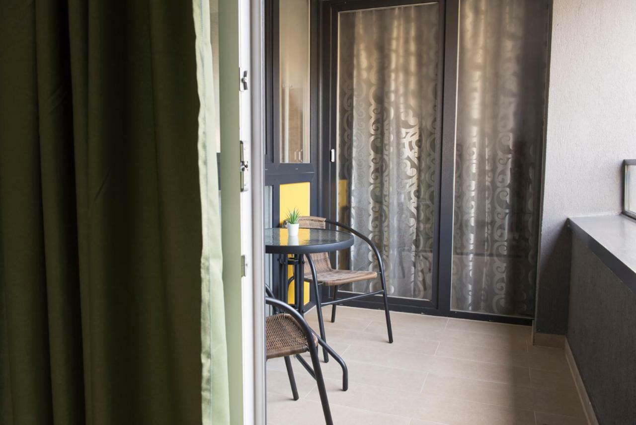 Cassie Apartment Brasov Bagian luar foto